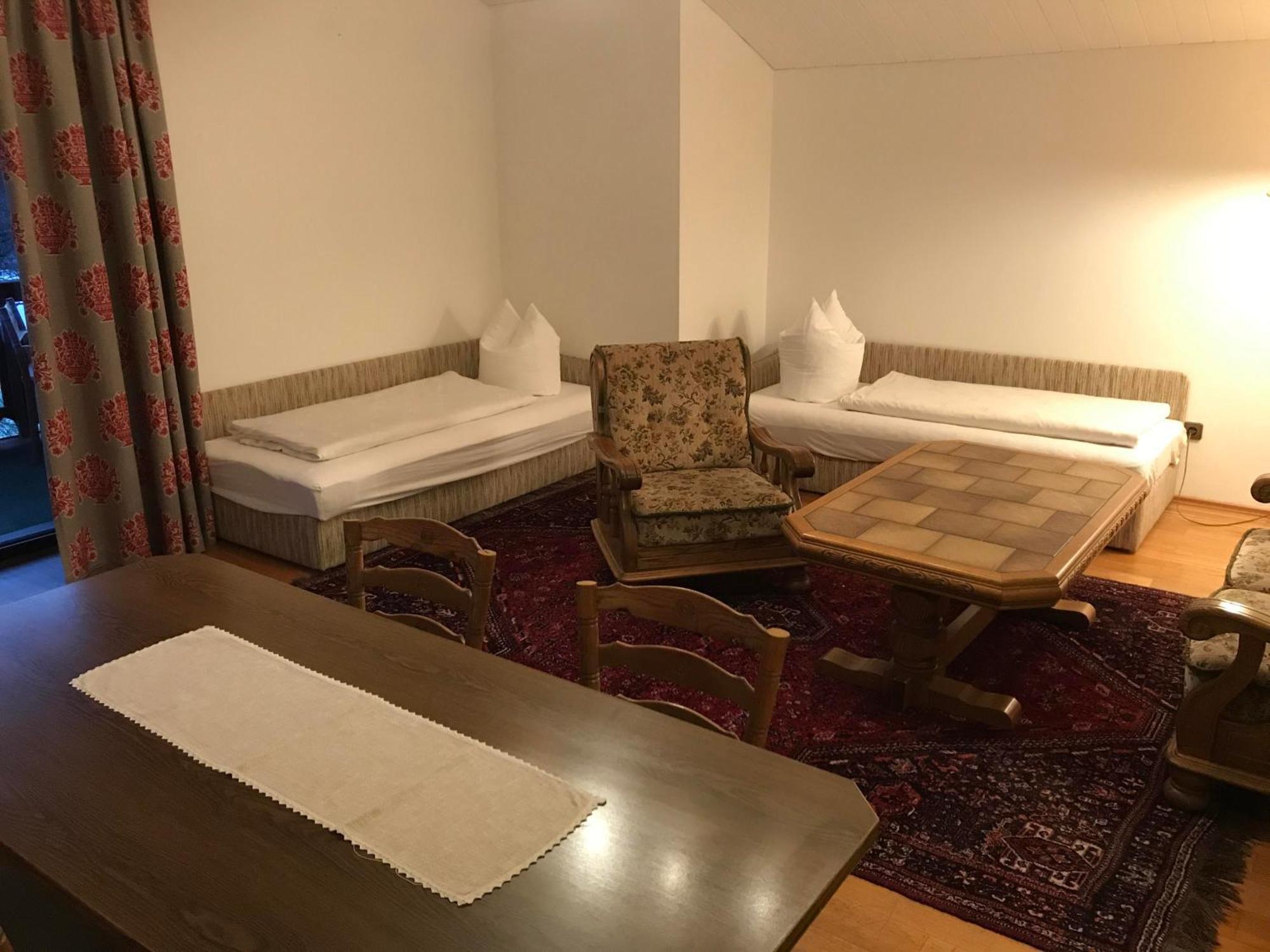 Amadee Appartements บาด ไคลน์เคิร์ชไฮม์ ภายนอก รูปภาพ